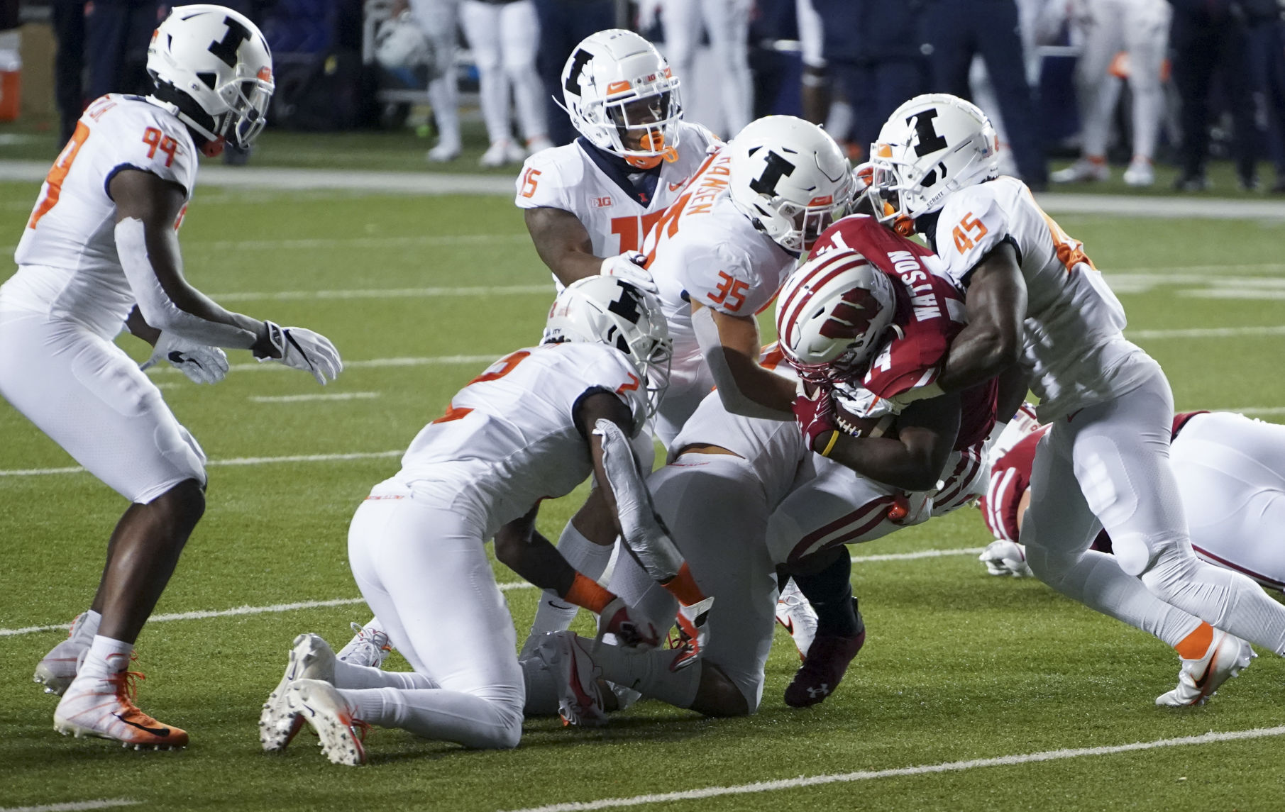 UW 45, Illinois 7